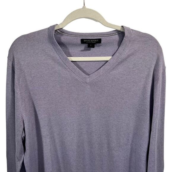 Banana Republic Men's Luxury Blend Silk V-Neck Pullover Sweater Size Large - Picture 2 of 8
